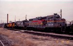 CSX 1704 and others near the turntable